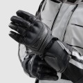 rekawice-motocyklowe-rebelhorn-summit-winter-wp-black-na-rece