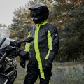 kombinezon-Rebelhorn-Travel-black-fluo-model