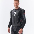 kurtka-skorzana-rebelhorn-veloce-black-grey-red-model-przod